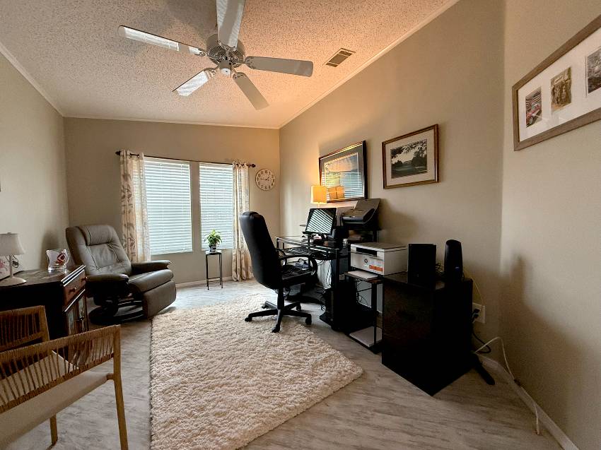 261 Gardenia Ln a Parrish, FL Mobile or Manufactured Home for Sale